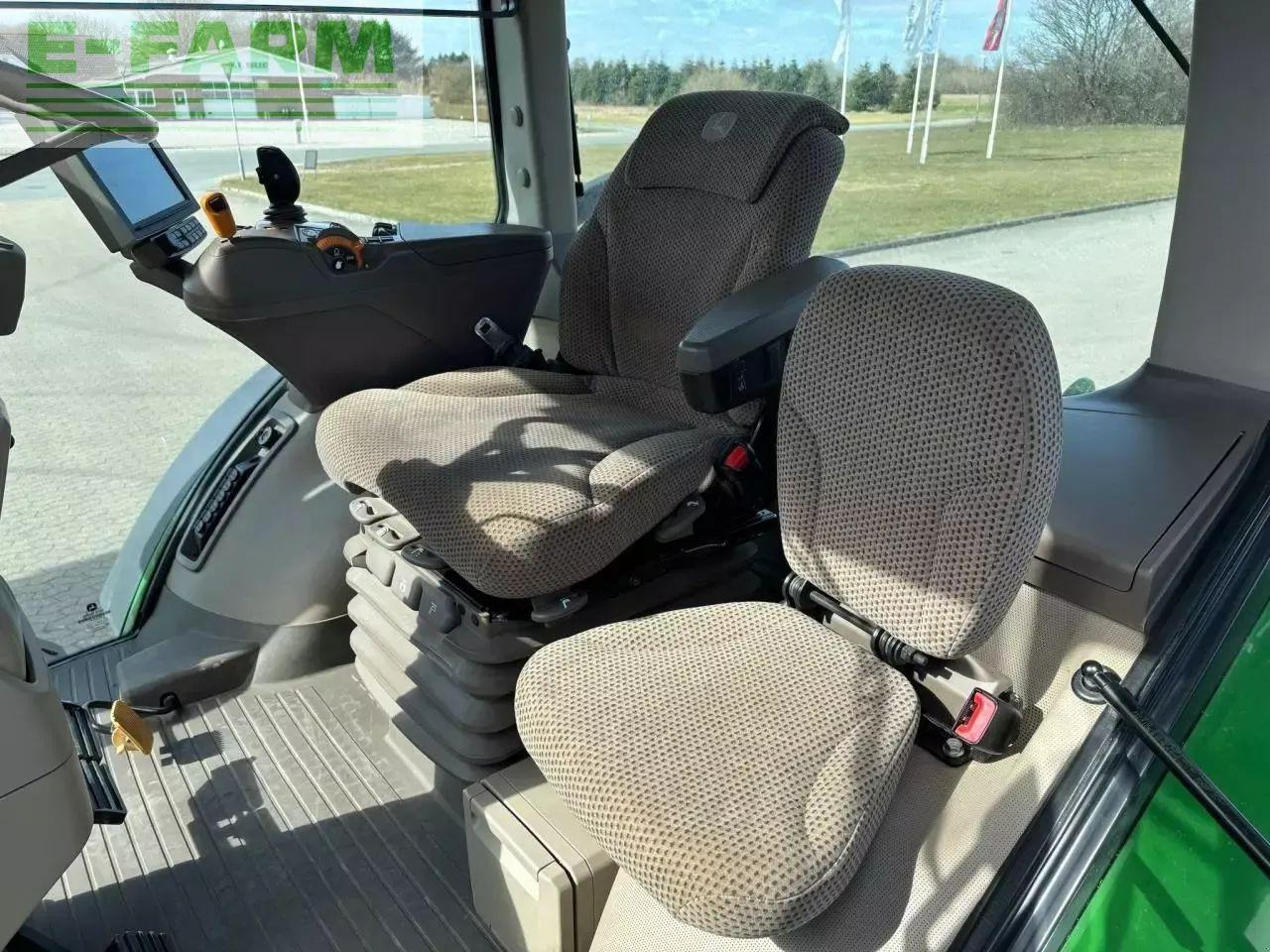 John Deere 8400r - Traktor: slika John Deere 8400r - Traktor John Deere 8400r - Traktor: slika John Deere 8400r - Traktor