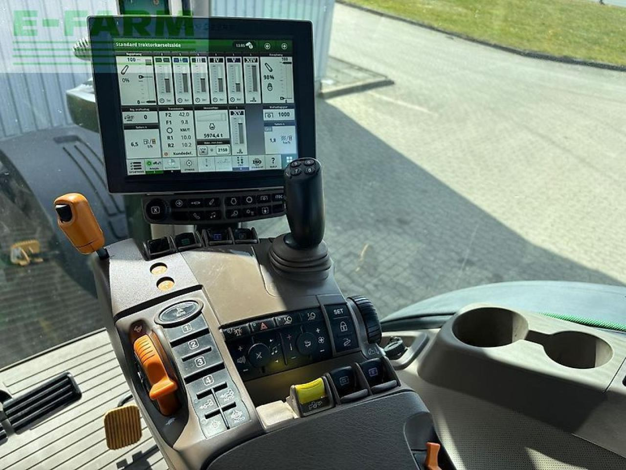 John Deere 8400r - Traktor: slika John Deere 8400r - Traktor John Deere 8400r - Traktor: slika John Deere 8400r - Traktor