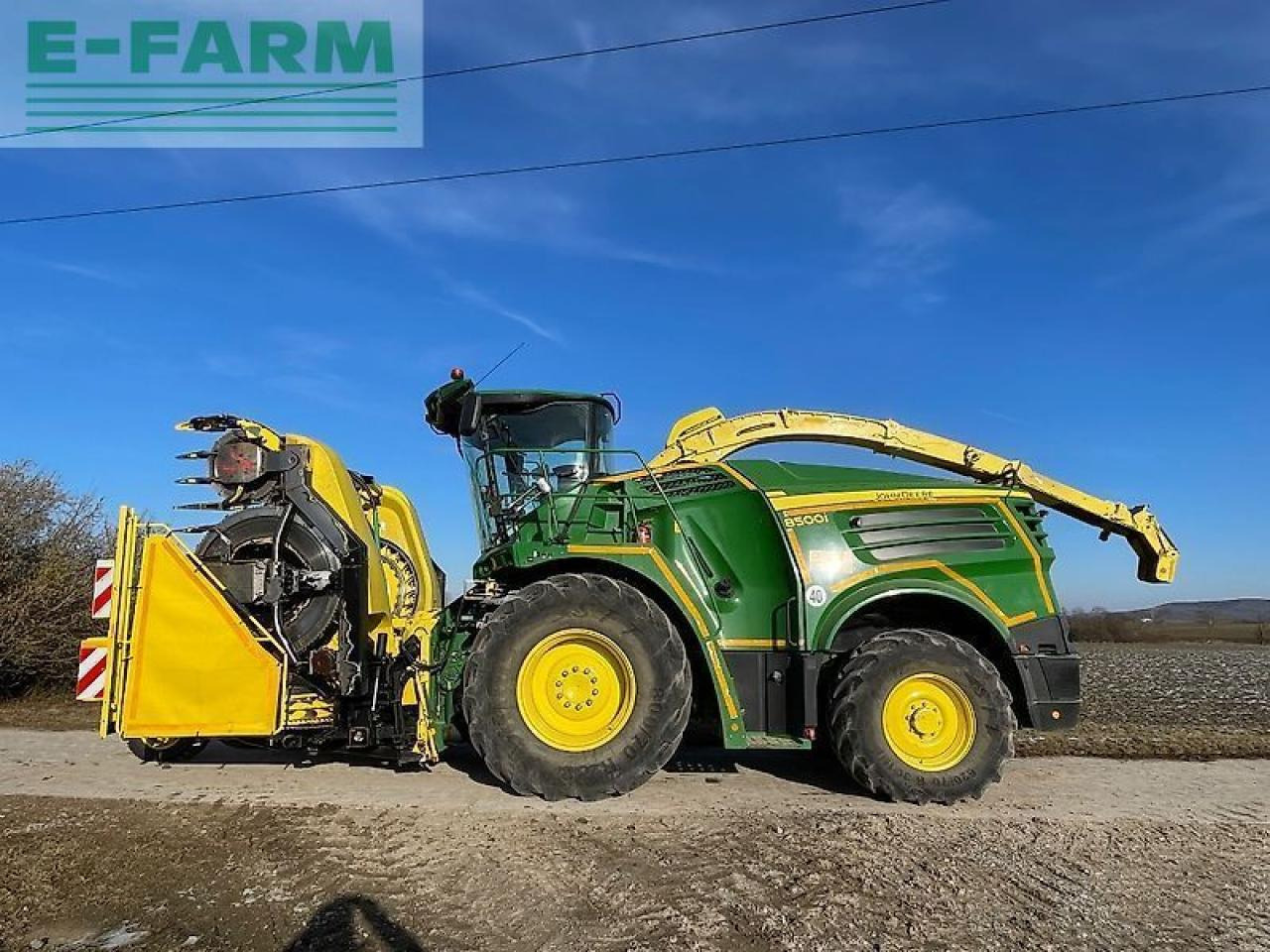 John Deere 8500 - Silažni kombajn: slika John Deere 8500 - Silažni kombajn John Deere 8500 - Silažni kombajn: slika John Deere 8500 - Silažni kombajn