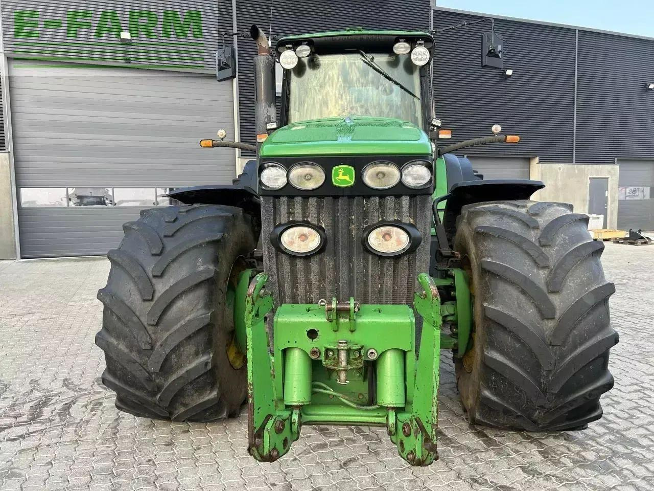 John Deere 8530 - Traktor: slika John Deere 8530 - Traktor John Deere 8530 - Traktor: slika John Deere 8530 - Traktor