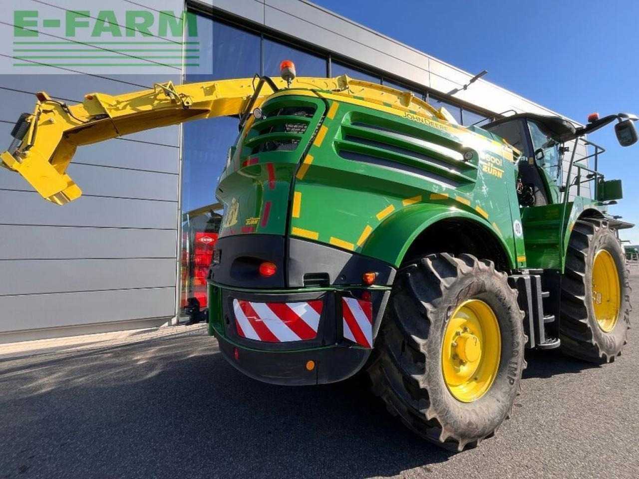 John Deere 8600 - Silažni kombajn: slika John Deere 8600 - Silažni kombajn John Deere 8600 - Silažni kombajn: slika John Deere 8600 - Silažni kombajn