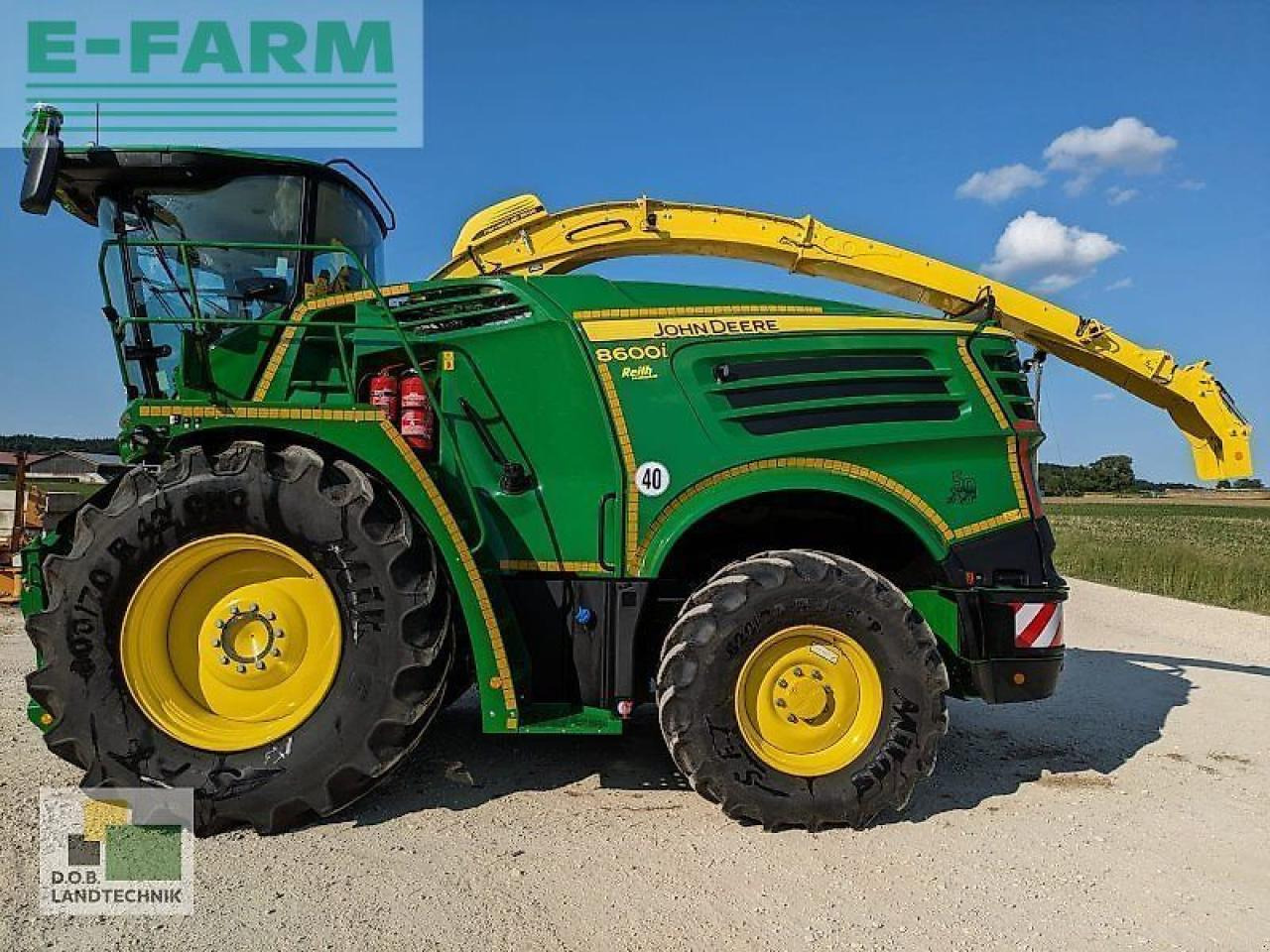 John Deere 8600i - Silažni kombajn: slika John Deere 8600i - Silažni kombajn John Deere 8600i - Silažni kombajn: slika John Deere 8600i - Silažni kombajn