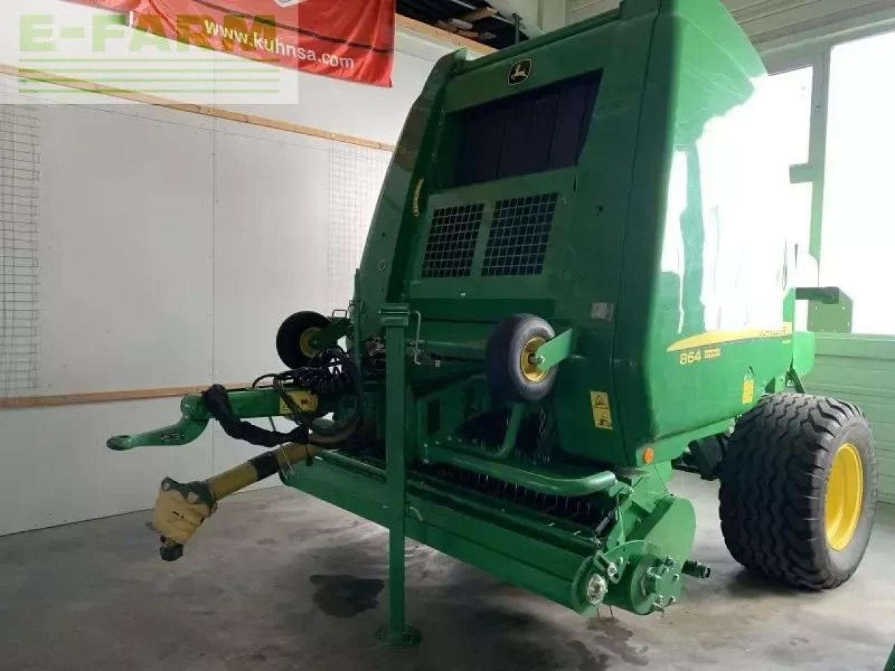 John Deere 864 maxicut - Kvadratna balirka: slika John Deere 864 maxicut - Kvadratna balirka John Deere 864 maxicut - Kvadratna balirka: slika John Deere 864 maxicut - Kvadratna balirka