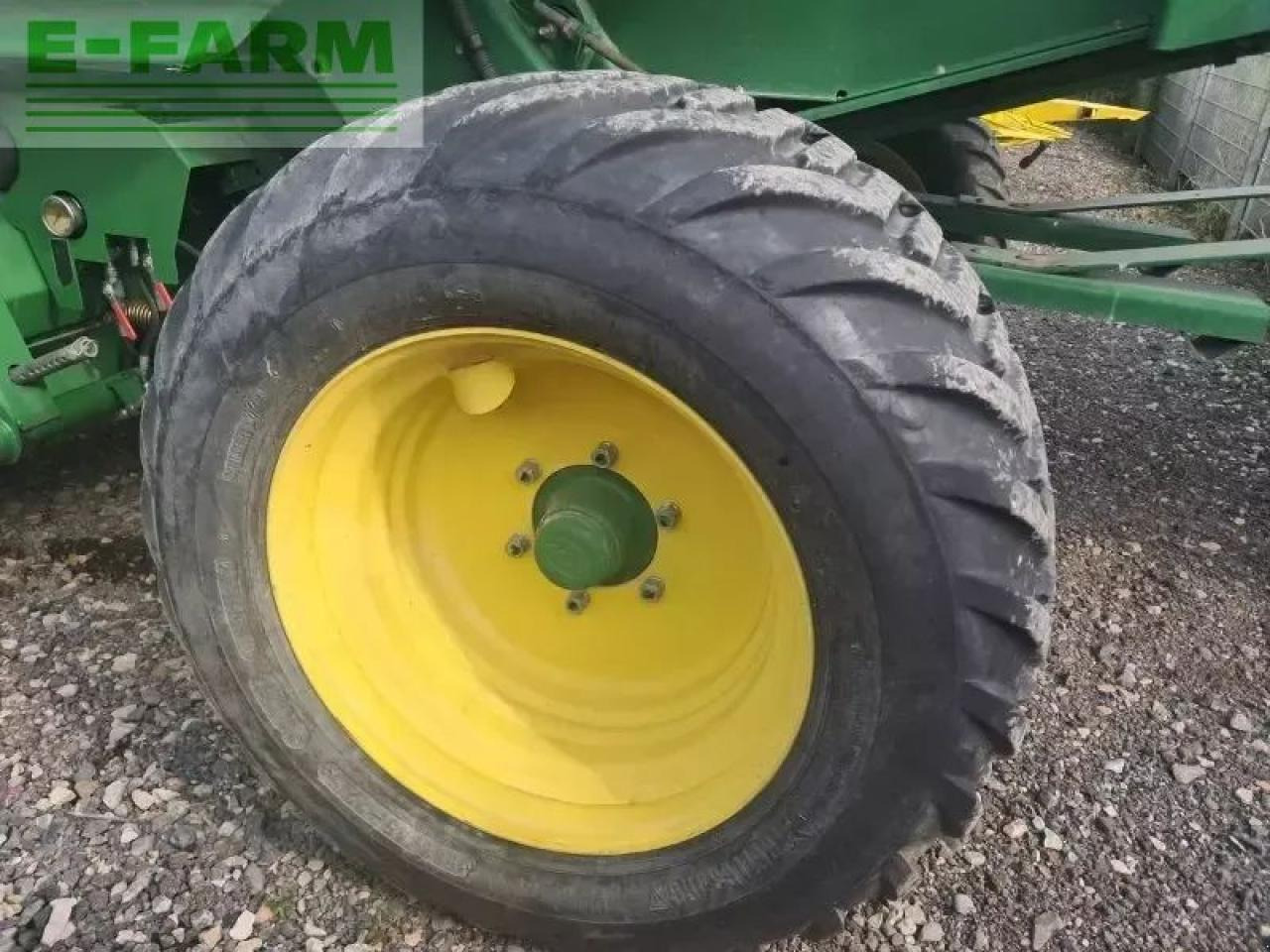 Kvadratna balirka John Deere 864 premium: slika Kvadratna balirka John Deere 864 premium