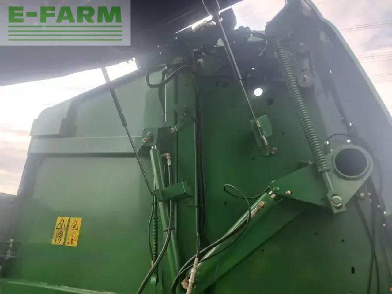 Kvadratna balirka John Deere 864 premium: slika Kvadratna balirka John Deere 864 premium
