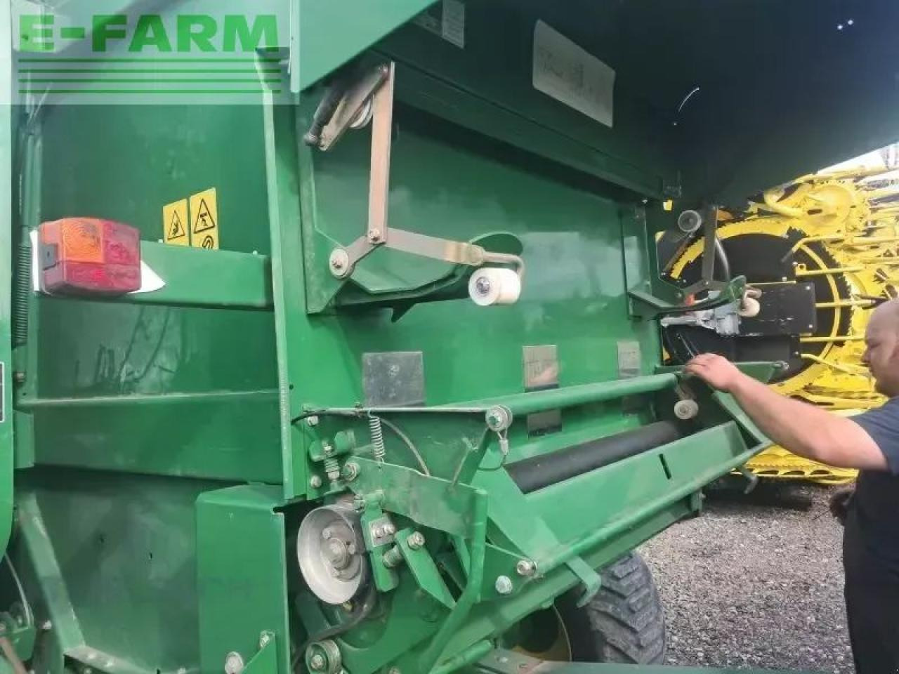 Kvadratna balirka John Deere 864 premium: slika Kvadratna balirka John Deere 864 premium
