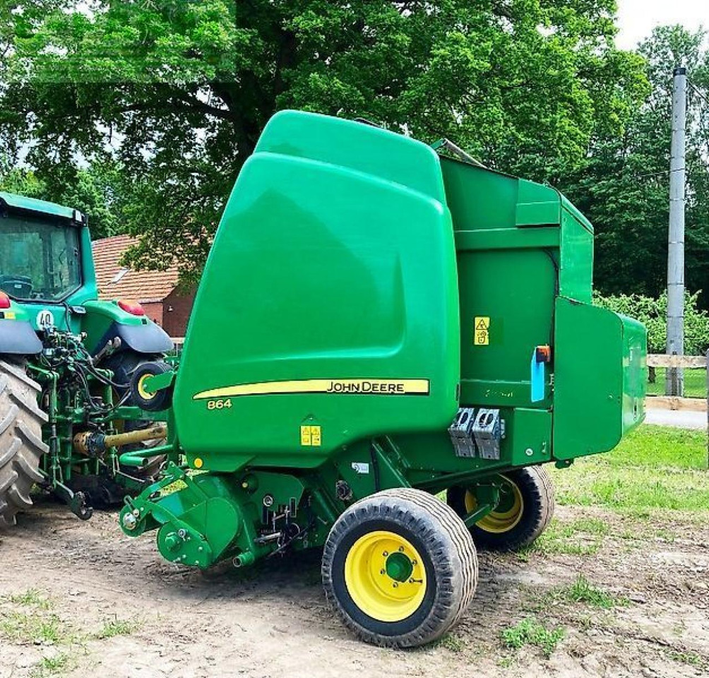 John Deere 864 premium maxicut - Kvadratna balirka: slika John Deere 864 premium maxicut - Kvadratna balirka John Deere 864 premium maxicut - Kvadratna balirka: slika John Deere 864 premium maxicut - Kvadratna balirka