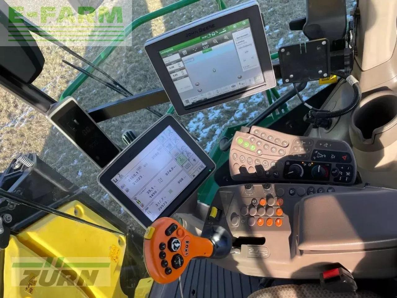 Silažni kombajn John Deere 8700i: slika Silažni kombajn John Deere 8700i