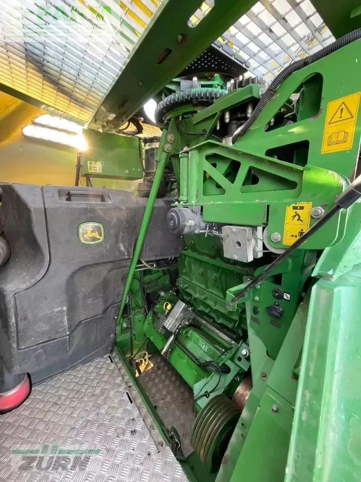 Silažni kombajn John Deere 8700i: slika Silažni kombajn John Deere 8700i