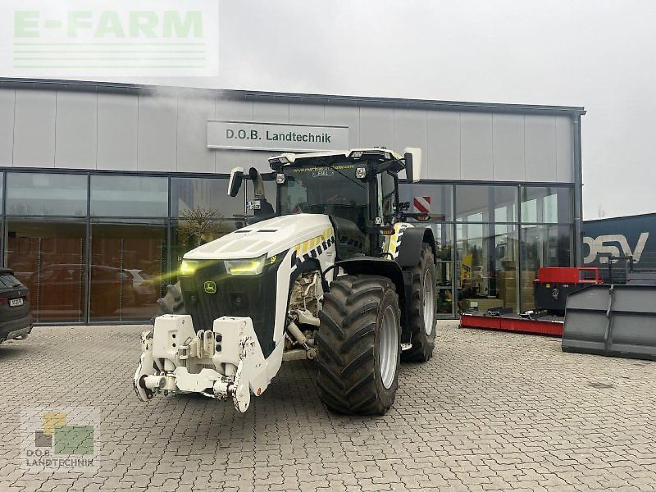 John Deere 8r 370 - Traktor: slika John Deere 8r 370 - Traktor John Deere 8r 370 - Traktor: slika John Deere 8r 370 - Traktor