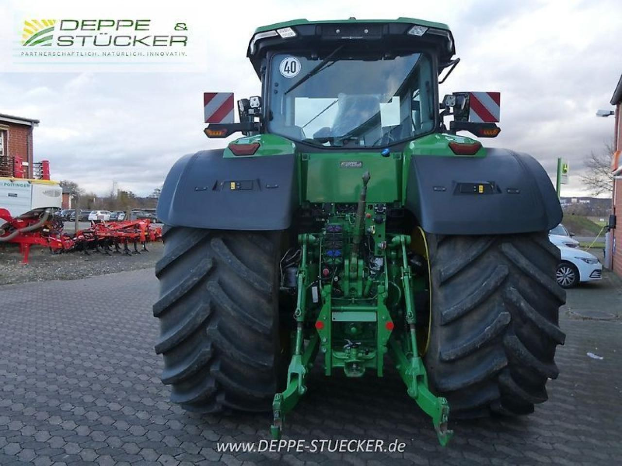 John Deere 8r 410 - Traktor: slika John Deere 8r 410 - Traktor John Deere 8r 410 - Traktor: slika John Deere 8r 410 - Traktor