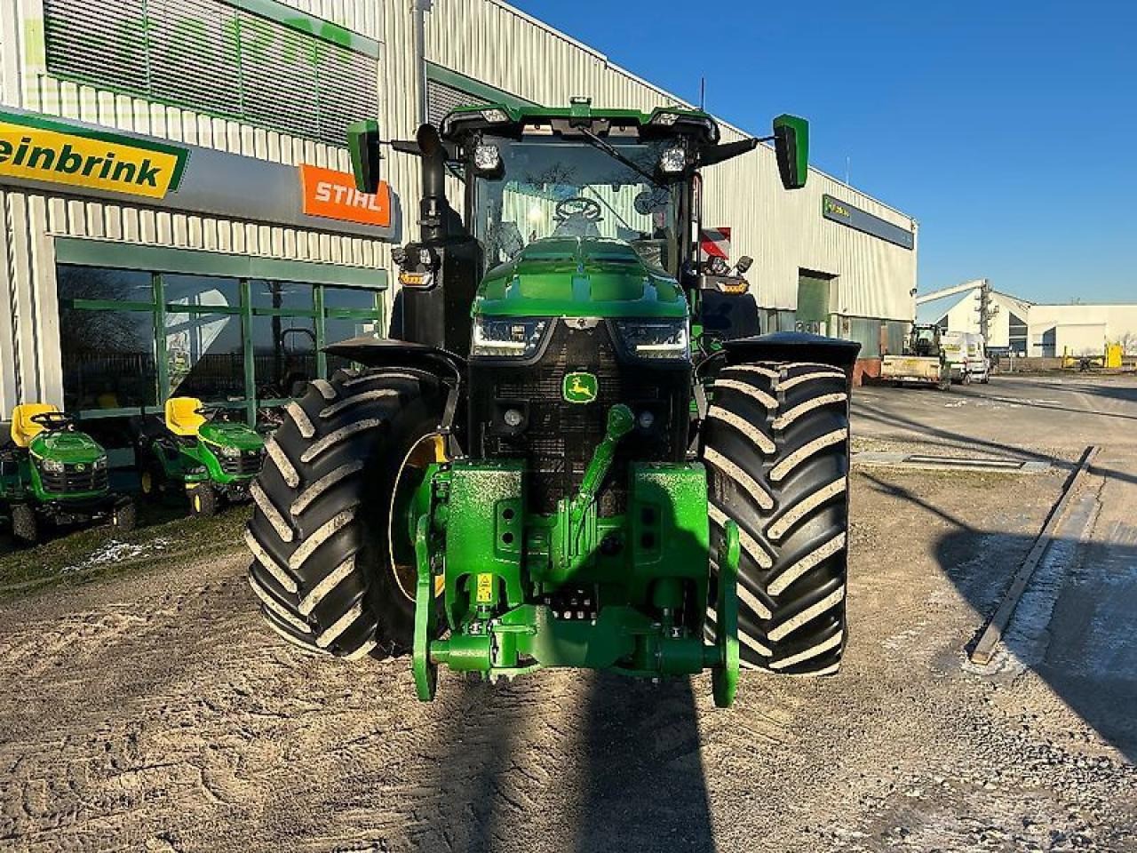 John Deere 8r370 - Traktor: slika John Deere 8r370 - Traktor John Deere 8r370 - Traktor: slika John Deere 8r370 - Traktor