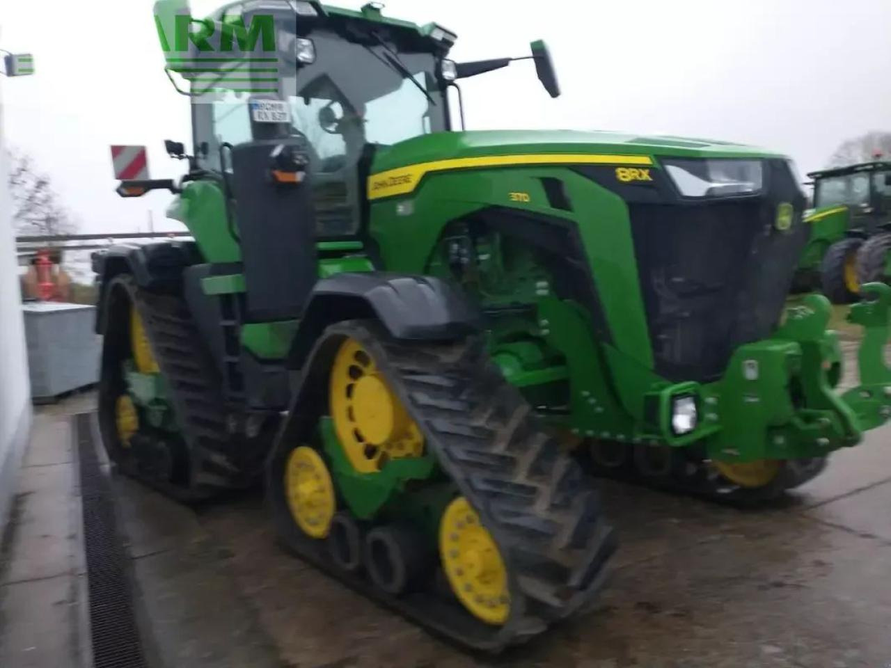 John Deere 8rx 370 my22 ap 40 - Traktor: slika John Deere 8rx 370 my22 ap 40 - Traktor John Deere 8rx 370 my22 ap 40 - Traktor: slika John Deere 8rx 370 my22 ap 40 - Traktor