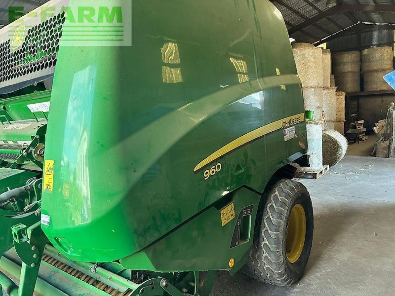 John Deere 960 - Kvadratna balirka: slika John Deere 960 - Kvadratna balirka John Deere 960 - Kvadratna balirka: slika John Deere 960 - Kvadratna balirka