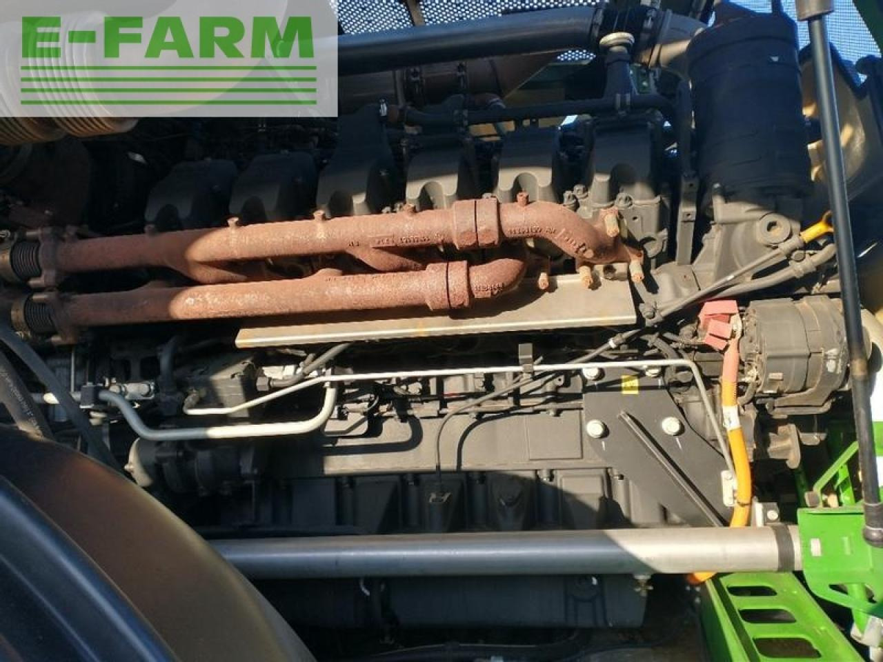 John Deere 9800 - Silažni kombajn: slika John Deere 9800 - Silažni kombajn John Deere 9800 - Silažni kombajn: slika John Deere 9800 - Silažni kombajn