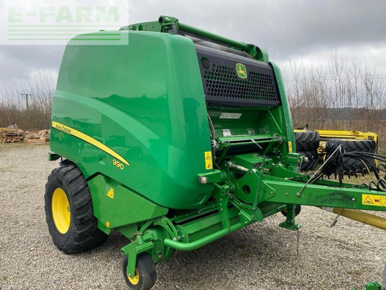 John Deere 990 premium - Kvadratna balirka: slika John Deere 990 premium - Kvadratna balirka John Deere 990 premium - Kvadratna balirka: slika John Deere 990 premium - Kvadratna balirka