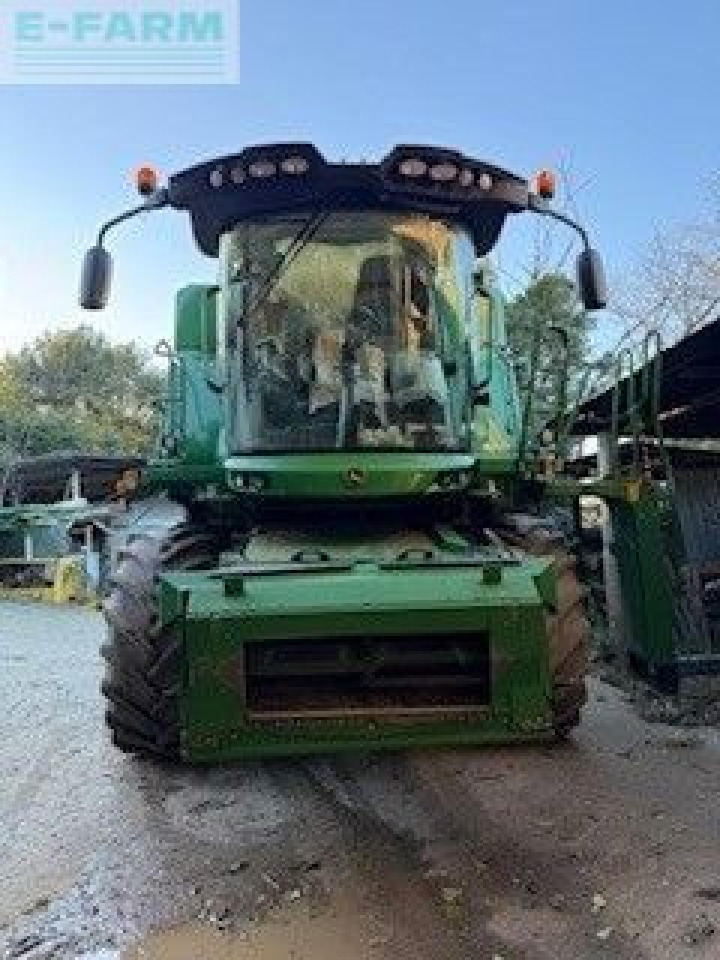 Kombajn za žetvu John Deere W540: slika Kombajn za žetvu John Deere W540 Kombajn za žetvu John Deere W540: slika Kombajn za žetvu John Deere W540