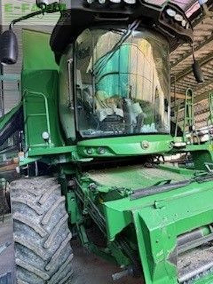 Kombajn za žetvu John Deere W540: slika Kombajn za žetvu John Deere W540 Kombajn za žetvu John Deere W540: slika Kombajn za žetvu John Deere W540