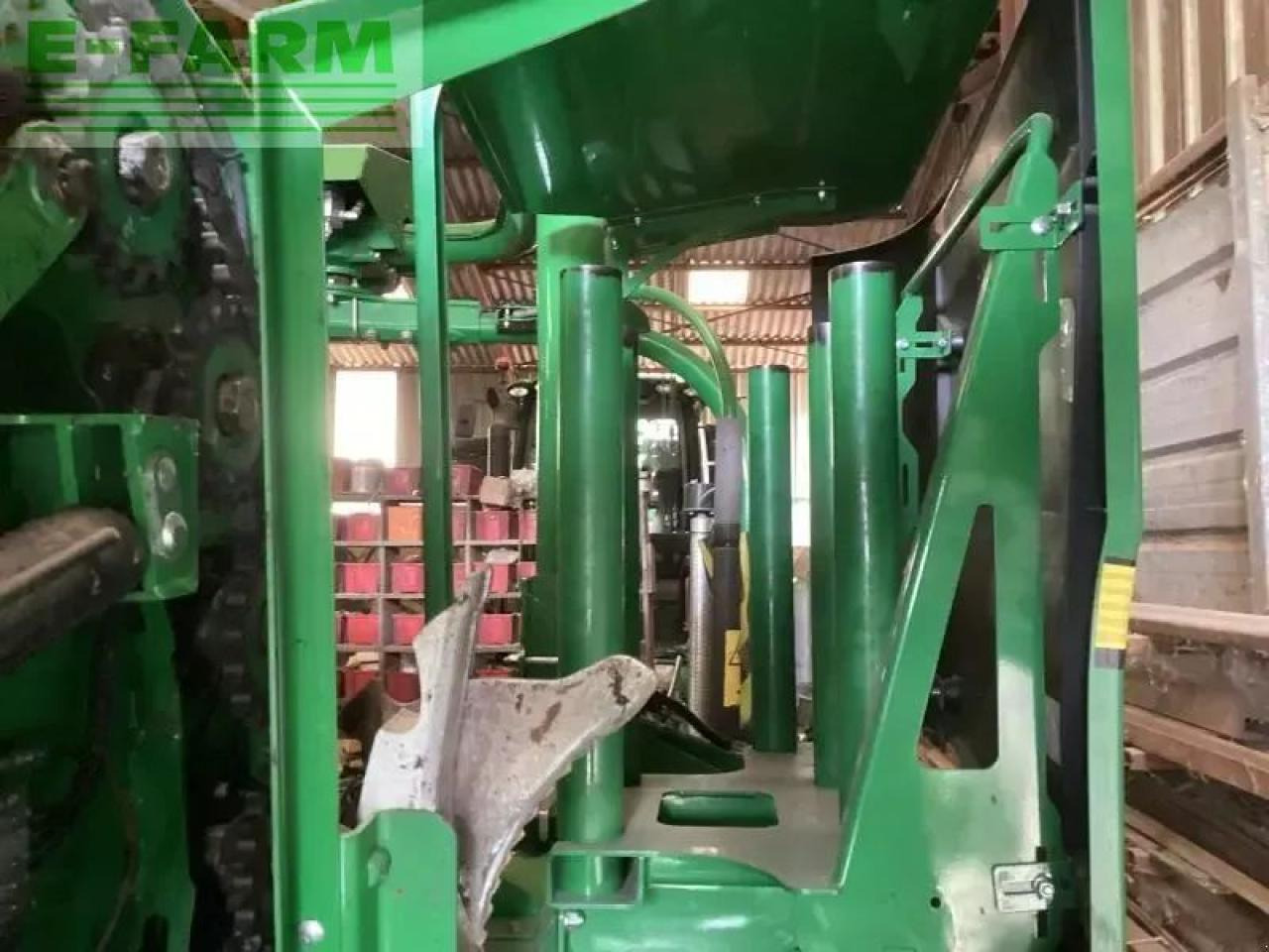 John Deere c441r - Kvadratna balirka: slika John Deere c441r - Kvadratna balirka John Deere c441r - Kvadratna balirka: slika John Deere c441r - Kvadratna balirka