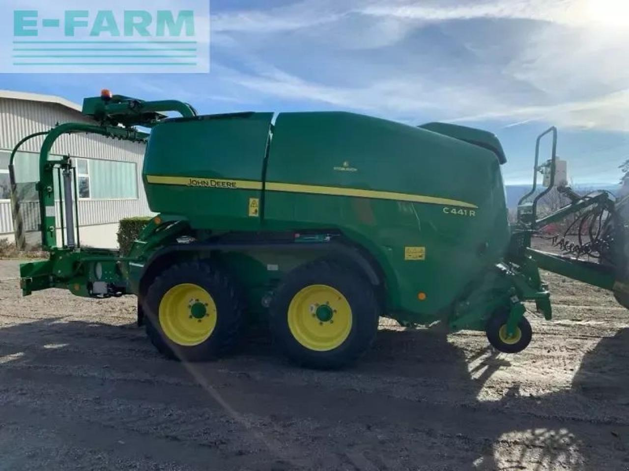 John Deere c441r - Kvadratna balirka: slika John Deere c441r - Kvadratna balirka John Deere c441r - Kvadratna balirka: slika John Deere c441r - Kvadratna balirka