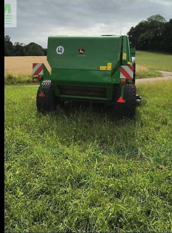 John Deere f 441 r - Kvadratna balirka: slika John Deere f 441 r - Kvadratna balirka John Deere f 441 r - Kvadratna balirka: slika John Deere f 441 r - Kvadratna balirka