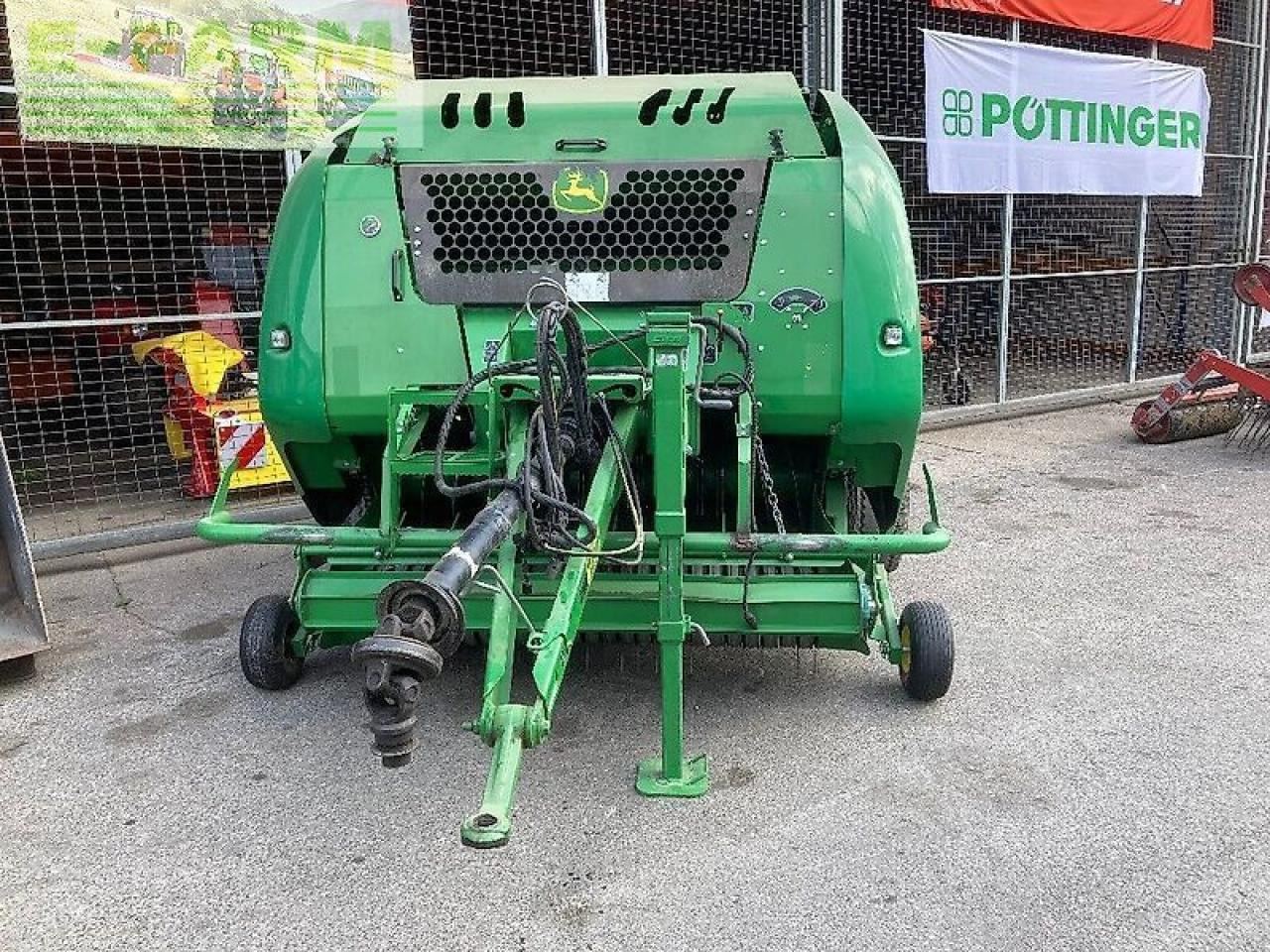 John Deere f440m - Kvadratna balirka: slika John Deere f440m - Kvadratna balirka John Deere f440m - Kvadratna balirka: slika John Deere f440m - Kvadratna balirka