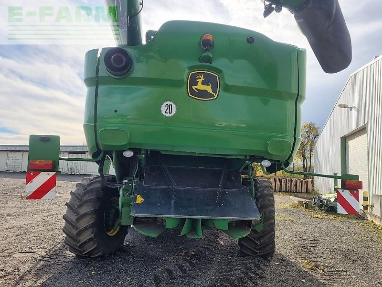 John Deere s685i my16 prod 20 - Kombajn za žetvu: slika John Deere s685i my16 prod 20 - Kombajn za žetvu John Deere s685i my16 prod 20 - Kombajn za žetvu: slika John Deere s685i my16 prod 20 - Kombajn za žetvu