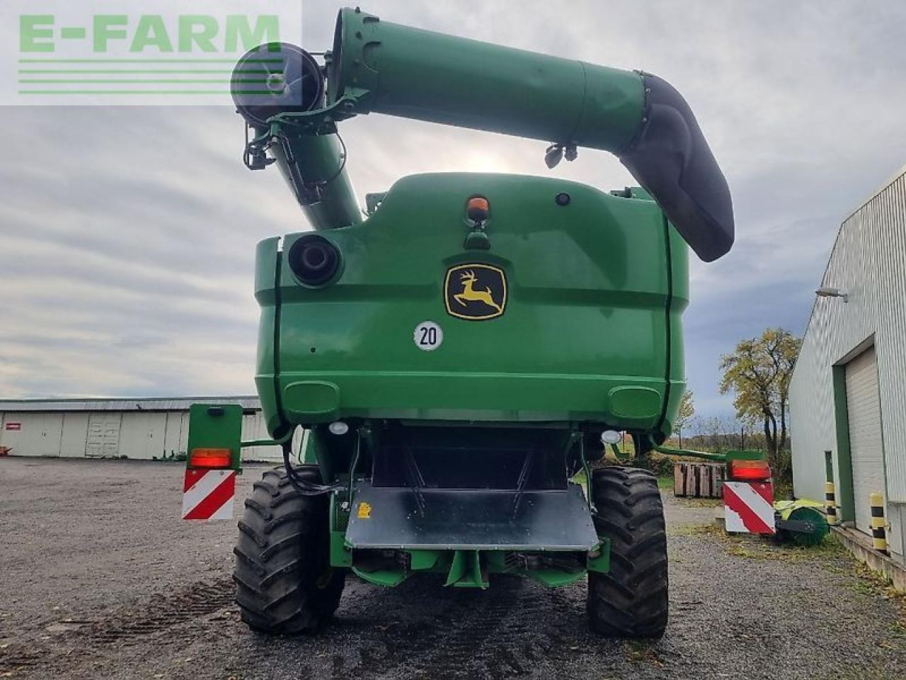 John Deere s685i my16 prod 20 - Kombajn za žetvu: slika John Deere s685i my16 prod 20 - Kombajn za žetvu John Deere s685i my16 prod 20 - Kombajn za žetvu: slika John Deere s685i my16 prod 20 - Kombajn za žetvu