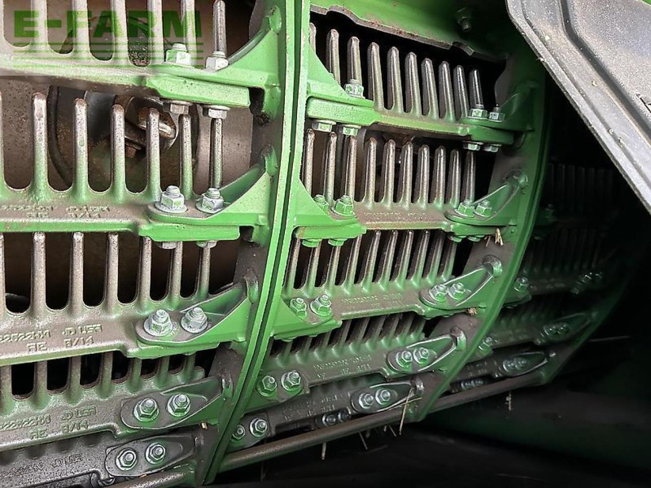 Kombajn za žetvu John Deere s690: slika Kombajn za žetvu John Deere s690 Kombajn za žetvu John Deere s690: slika Kombajn za žetvu John Deere s690
