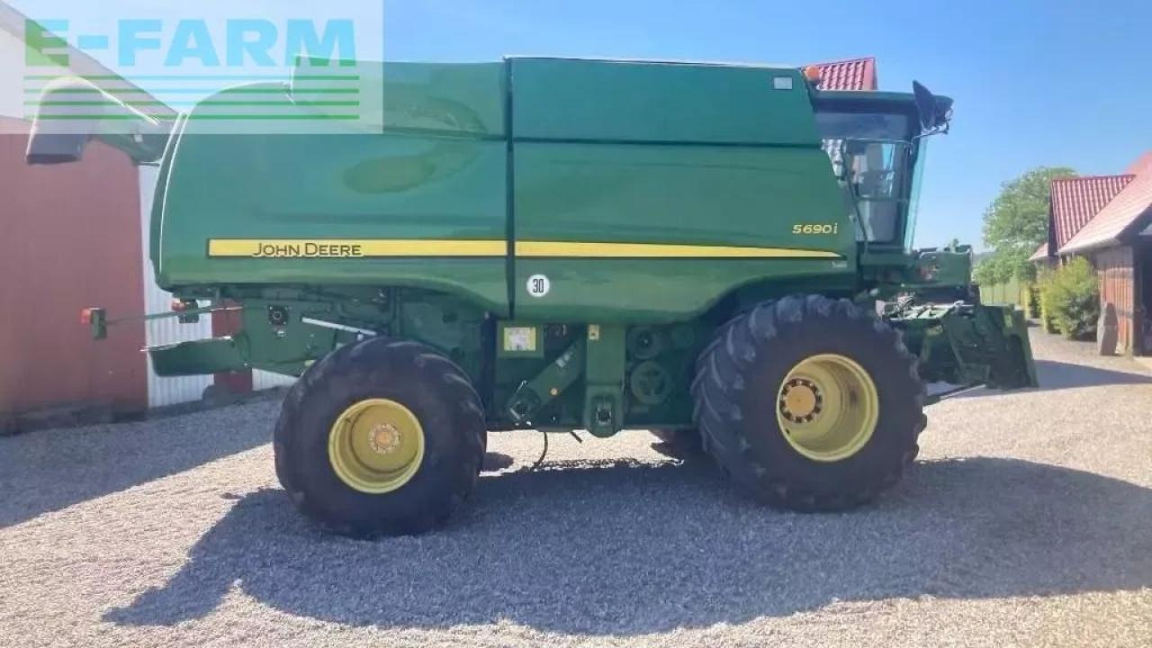 John Deere s690i - Kombajn za žetvu: slika John Deere s690i - Kombajn za žetvu John Deere s690i - Kombajn za žetvu: slika John Deere s690i - Kombajn za žetvu