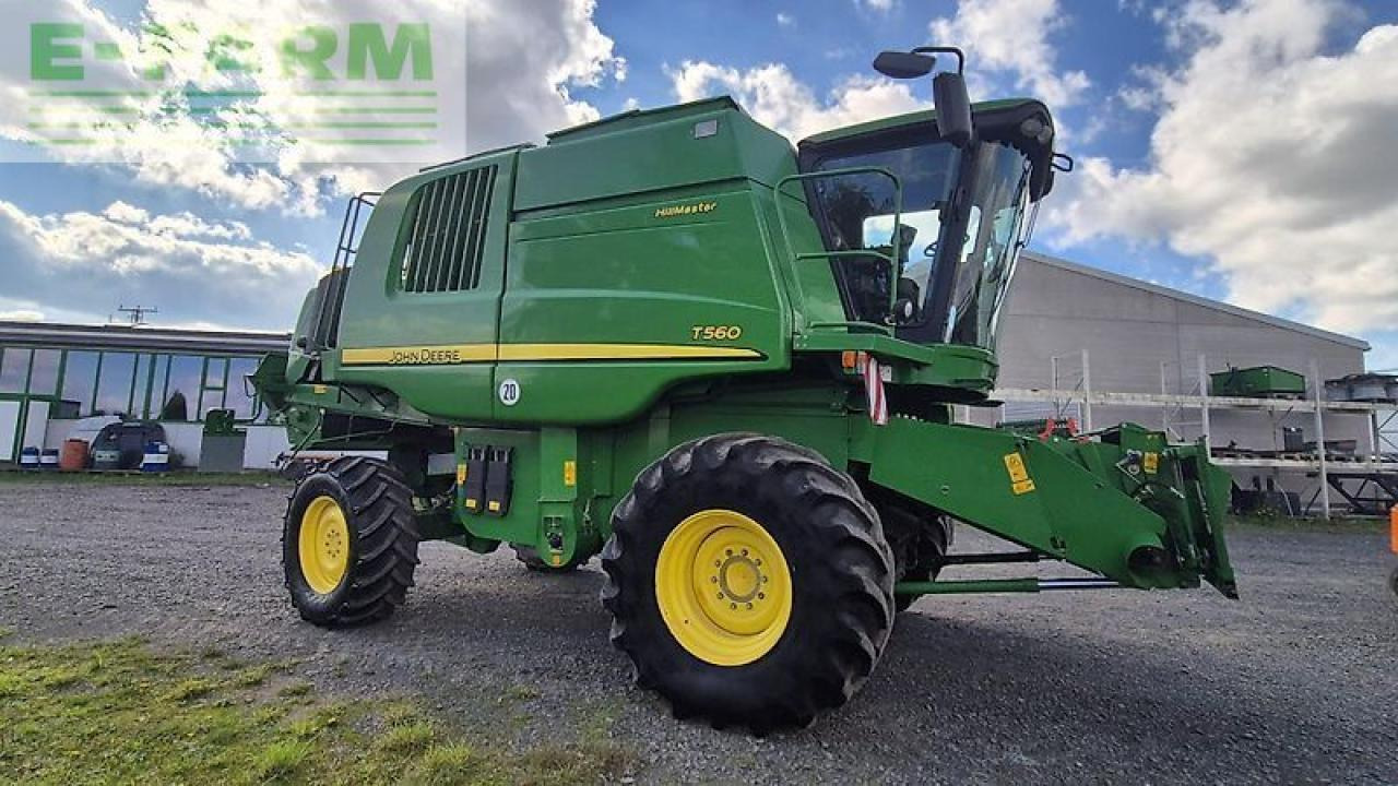 Kombajn za žetvu John Deere t 560 hillmaster: slika Kombajn za žetvu John Deere t 560 hillmaster