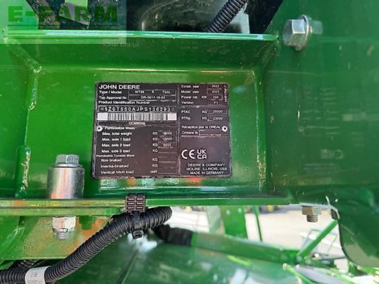 John Deere t550 - Kombajn za žetvu: slika John Deere t550 - Kombajn za žetvu John Deere t550 - Kombajn za žetvu: slika John Deere t550 - Kombajn za žetvu
