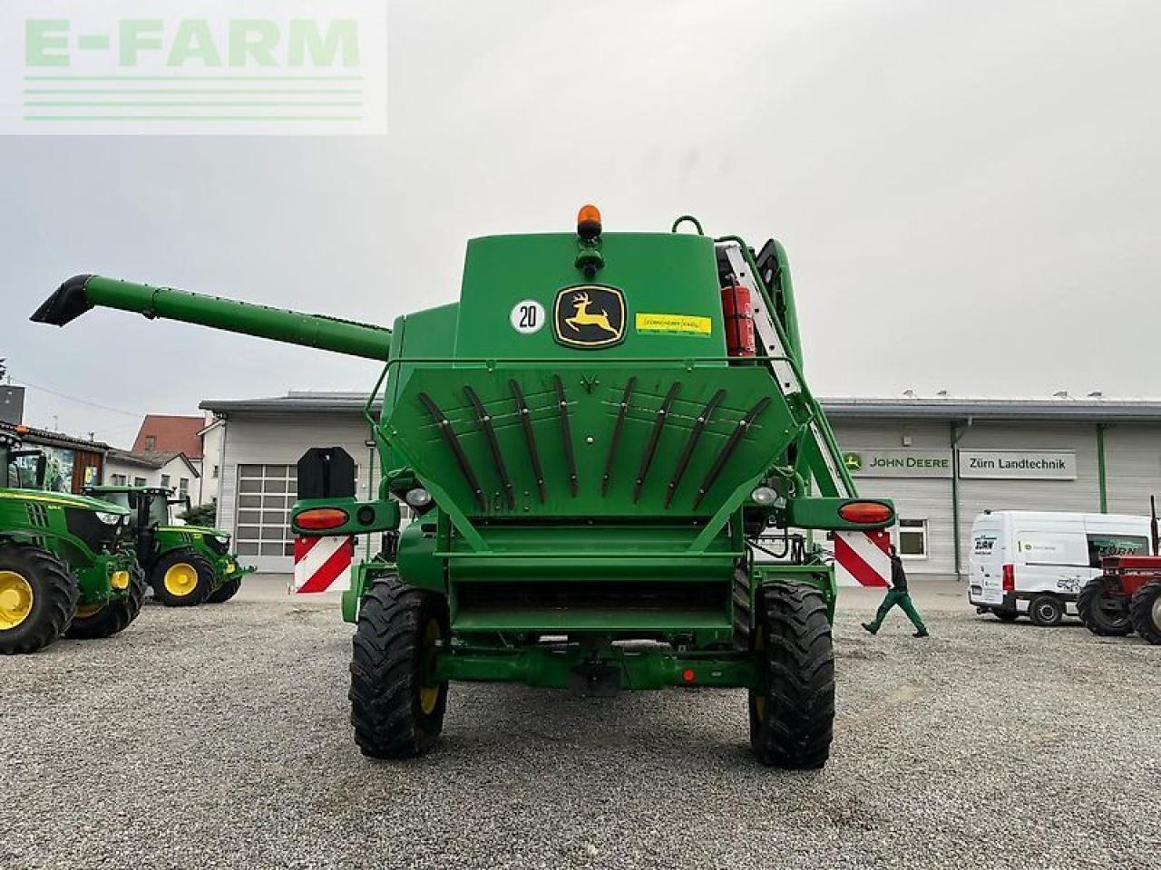John Deere t550 hm (my19) - Kombajn za žetvu: slika John Deere t550 hm (my19) - Kombajn za žetvu John Deere t550 hm (my19) - Kombajn za žetvu: slika John Deere t550 hm (my19) - Kombajn za žetvu