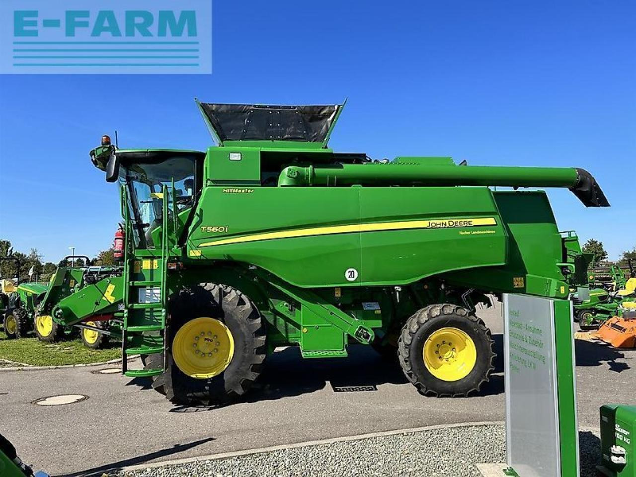 John Deere t560i hm - Kombajn za žetvu: slika John Deere t560i hm - Kombajn za žetvu John Deere t560i hm - Kombajn za žetvu: slika John Deere t560i hm - Kombajn za žetvu