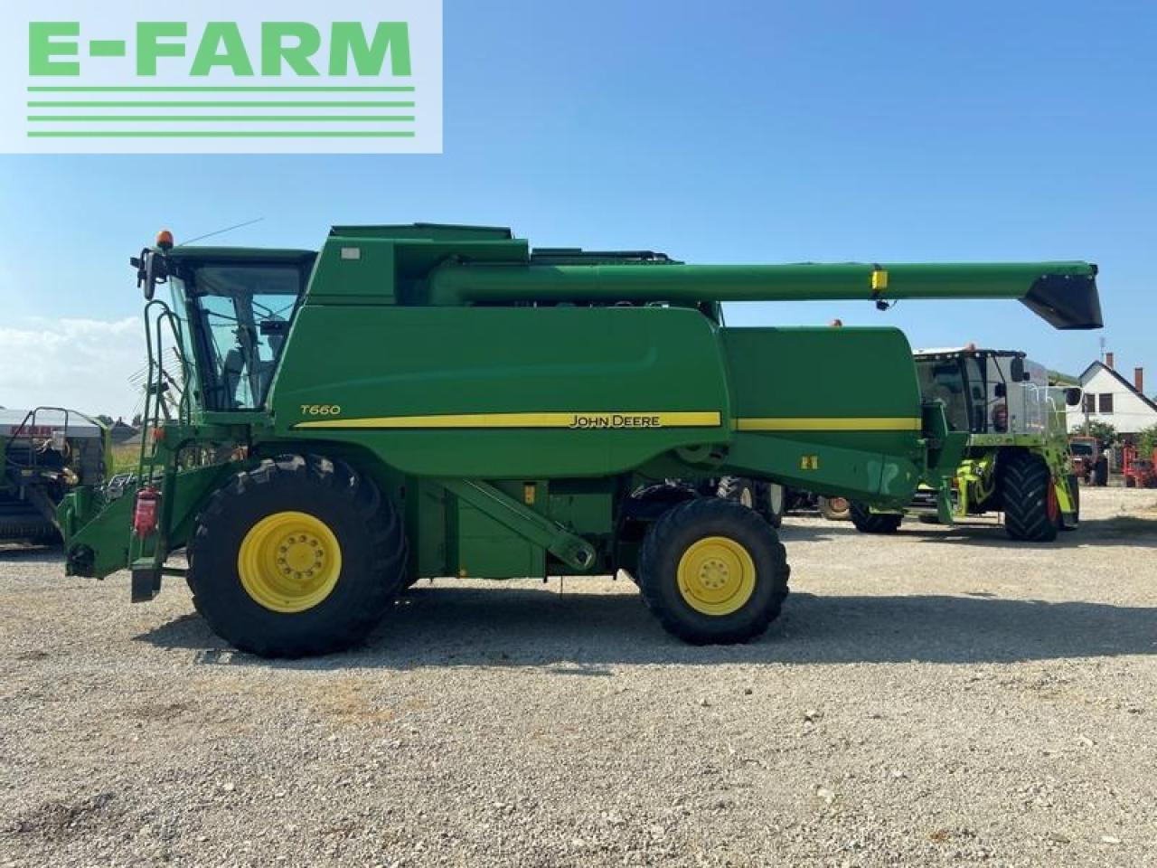 Kombajn za žetvu John Deere t660: slika Kombajn za žetvu John Deere t660 Kombajn za žetvu John Deere t660: slika Kombajn za žetvu John Deere t660