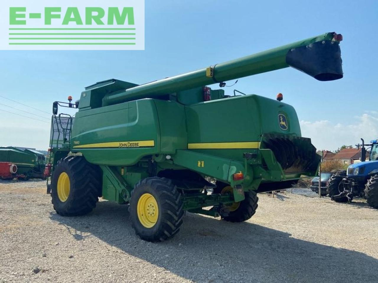 Kombajn za žetvu John Deere t660: slika Kombajn za žetvu John Deere t660 Kombajn za žetvu John Deere t660: slika Kombajn za žetvu John Deere t660