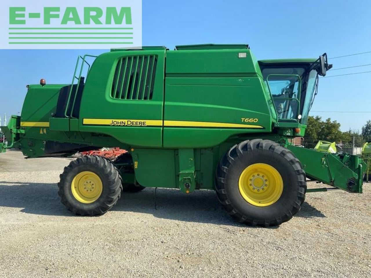John Deere t660 - Kombajn za žetvu: slika John Deere t660 - Kombajn za žetvu John Deere t660 - Kombajn za žetvu: slika John Deere t660 - Kombajn za žetvu
