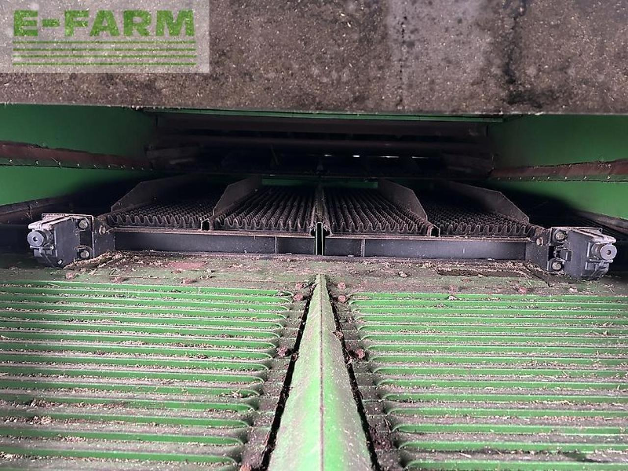 John Deere t670 - Kombajn za žetvu: slika John Deere t670 - Kombajn za žetvu John Deere t670 - Kombajn za žetvu: slika John Deere t670 - Kombajn za žetvu