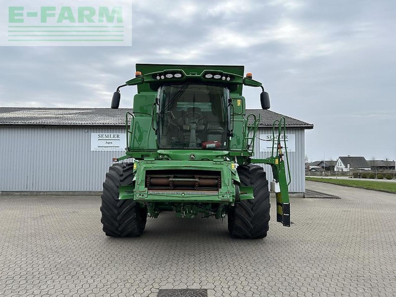 John Deere t670i - Kombajn za žetvu: slika John Deere t670i - Kombajn za žetvu John Deere t670i - Kombajn za žetvu: slika John Deere t670i - Kombajn za žetvu
