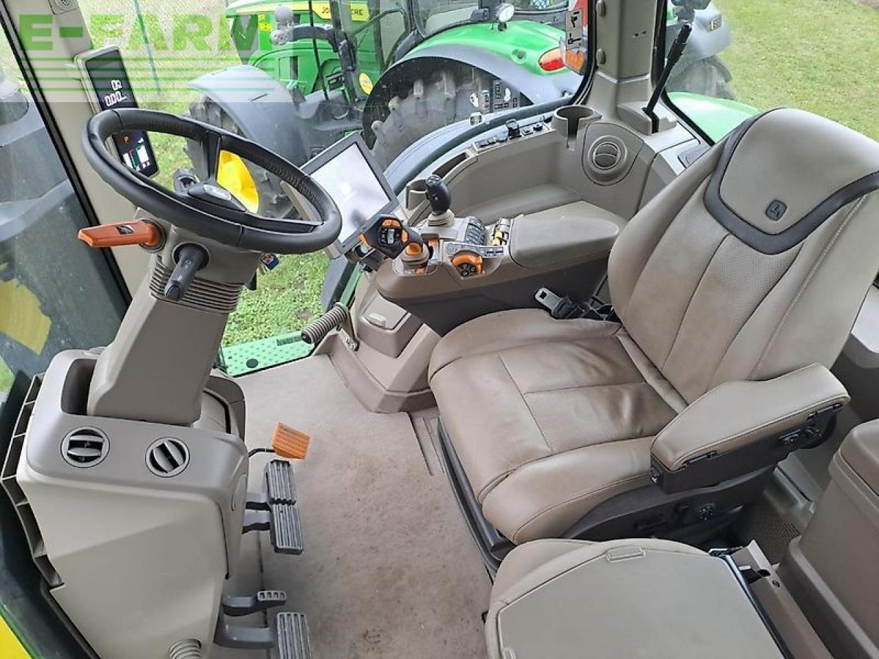 John Deere traktor 7r330 - Priključak za silažni kombajn: slika John Deere traktor 7r330 - Priključak za silažni kombajn John Deere traktor 7r330 - Priključak za silažni kombajn: slika John Deere traktor 7r330 - Priključak za silažni kombajn
