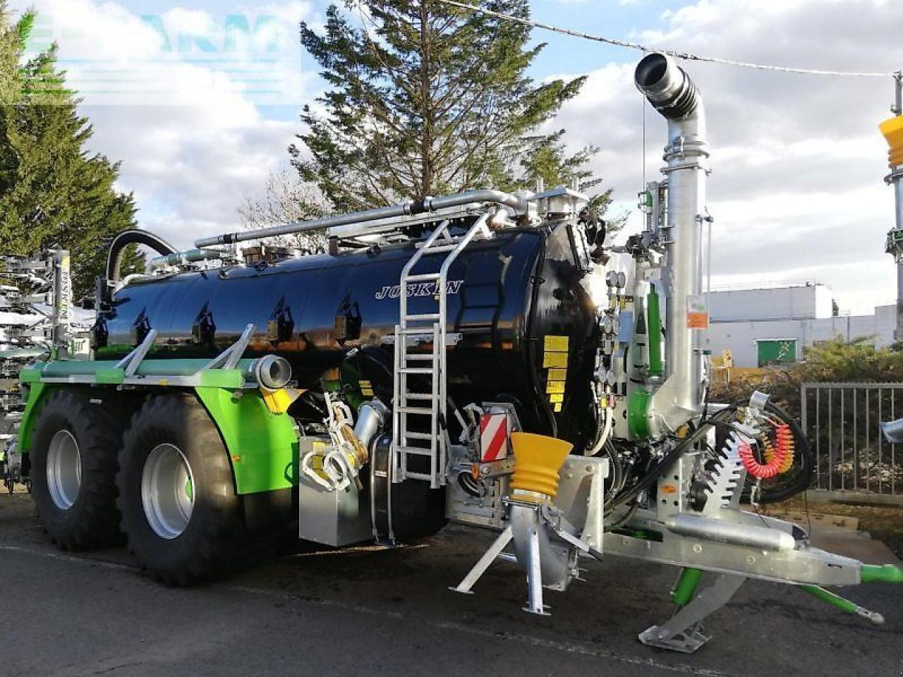 Joskin volumetra 12500 d - Oprema za gnojenje: slika Joskin volumetra 12500 d - Oprema za gnojenje Joskin volumetra 12500 d - Oprema za gnojenje: slika Joskin volumetra 12500 d - Oprema za gnojenje