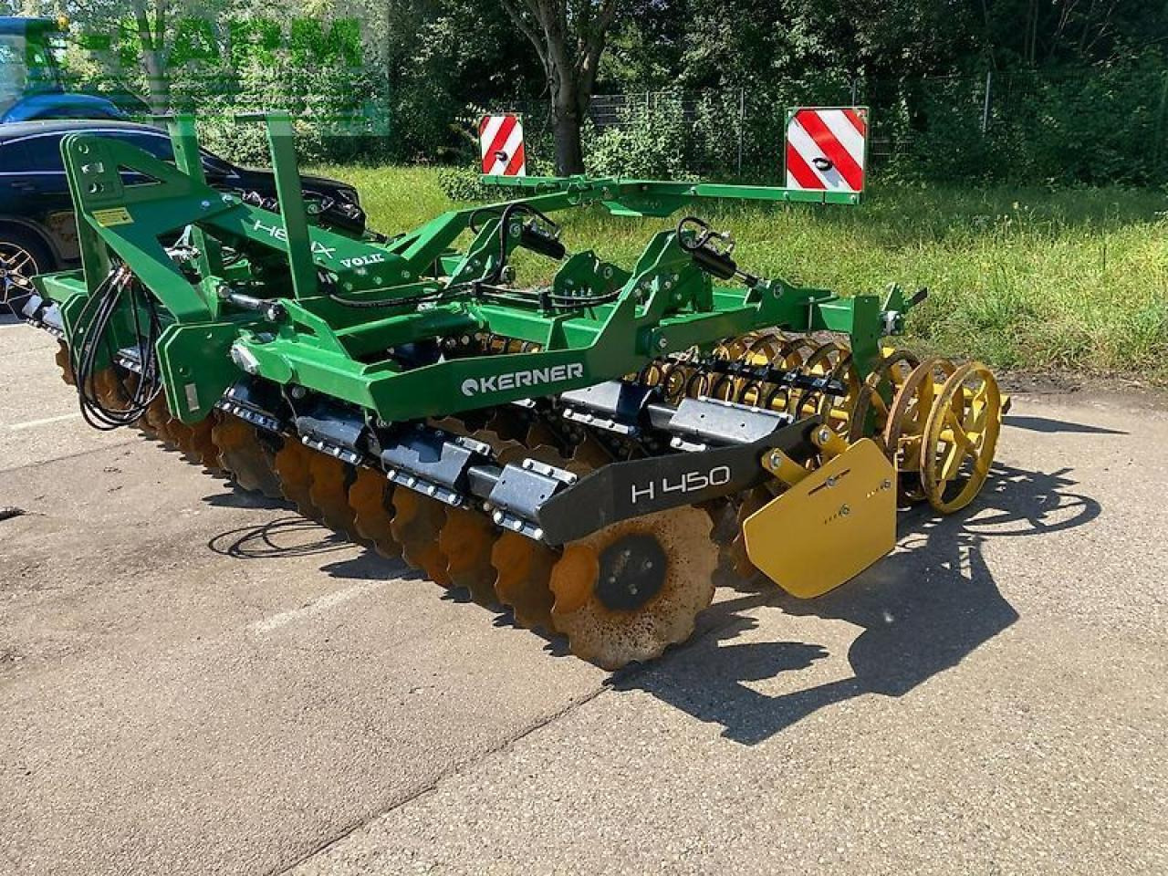 Kerner helix h 450 - Tanjurača: slika Kerner helix h 450 - Tanjurača Kerner helix h 450 - Tanjurača: slika Kerner helix h 450 - Tanjurača