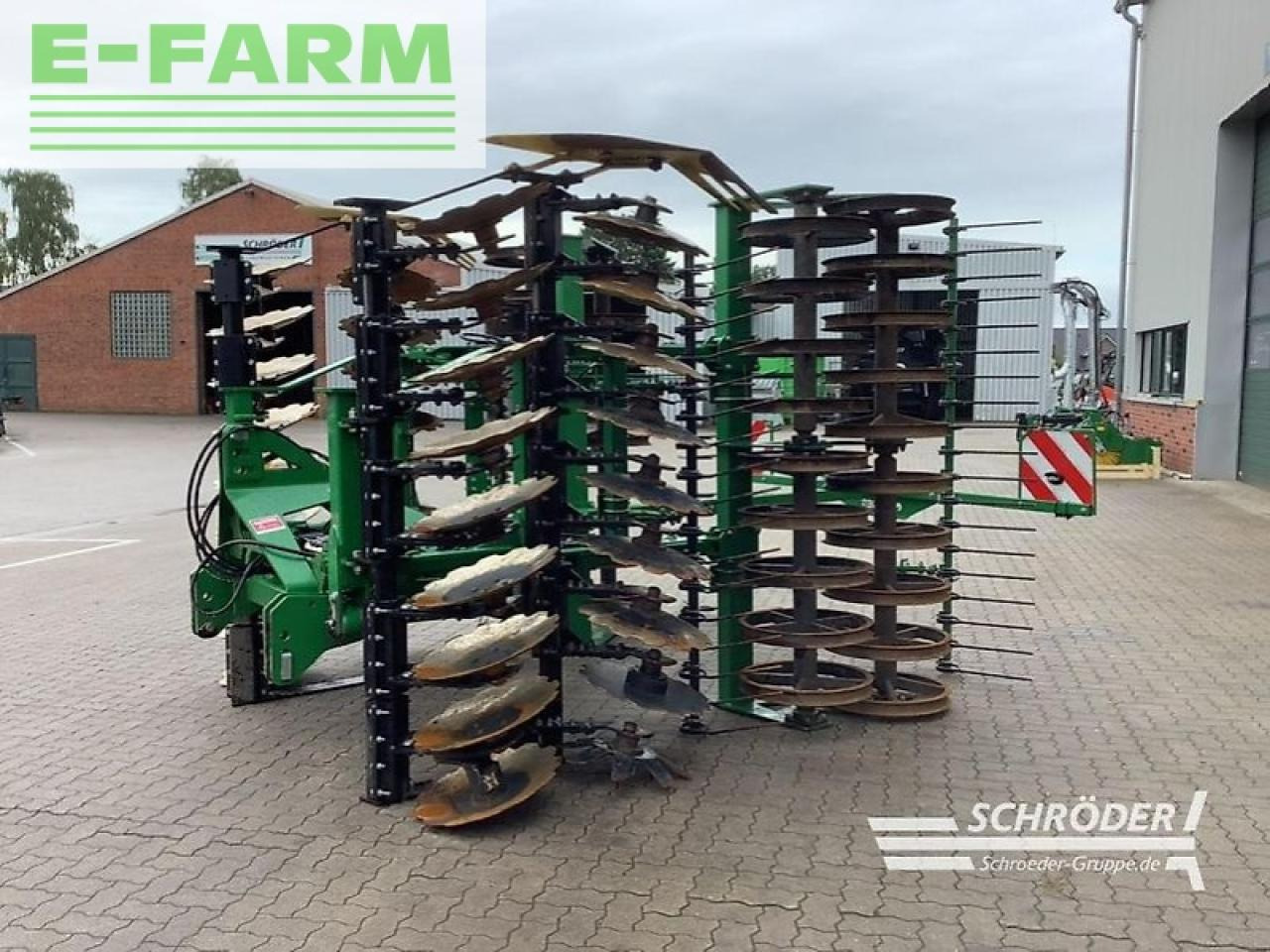 Kerner helix h 450 - Tanjurača: slika Kerner helix h 450 - Tanjurača Kerner helix h 450 - Tanjurača: slika Kerner helix h 450 - Tanjurača