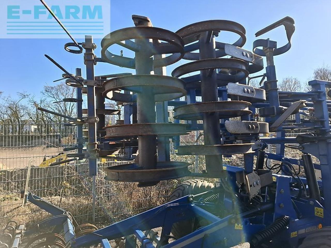 Köckerling vector 460 - Kultivator: slika Köckerling vector 460 - Kultivator Köckerling vector 460 - Kultivator: slika Köckerling vector 460 - Kultivator