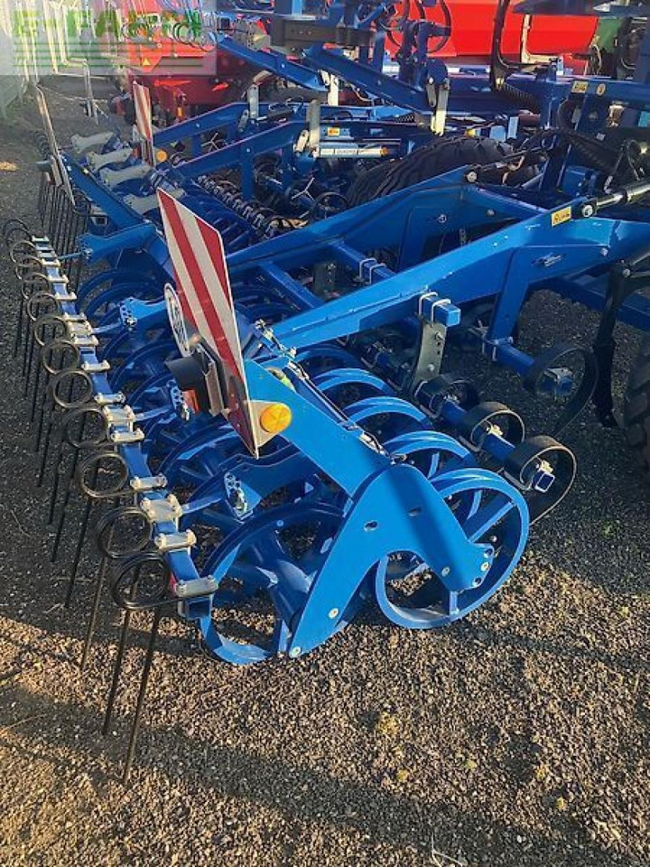 Köckerling vector 460 - Kultivator: slika Köckerling vector 460 - Kultivator Köckerling vector 460 - Kultivator: slika Köckerling vector 460 - Kultivator