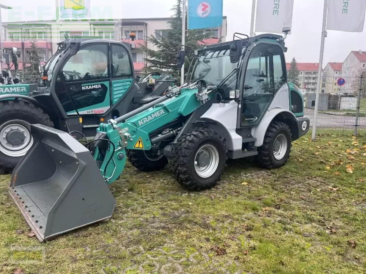 Kramer kl 30.8 t - Teleskopski rukovatelj: slika Kramer kl 30.8 t - Teleskopski rukovatelj Kramer kl 30.8 t - Teleskopski rukovatelj: slika Kramer kl 30.8 t - Teleskopski rukovatelj