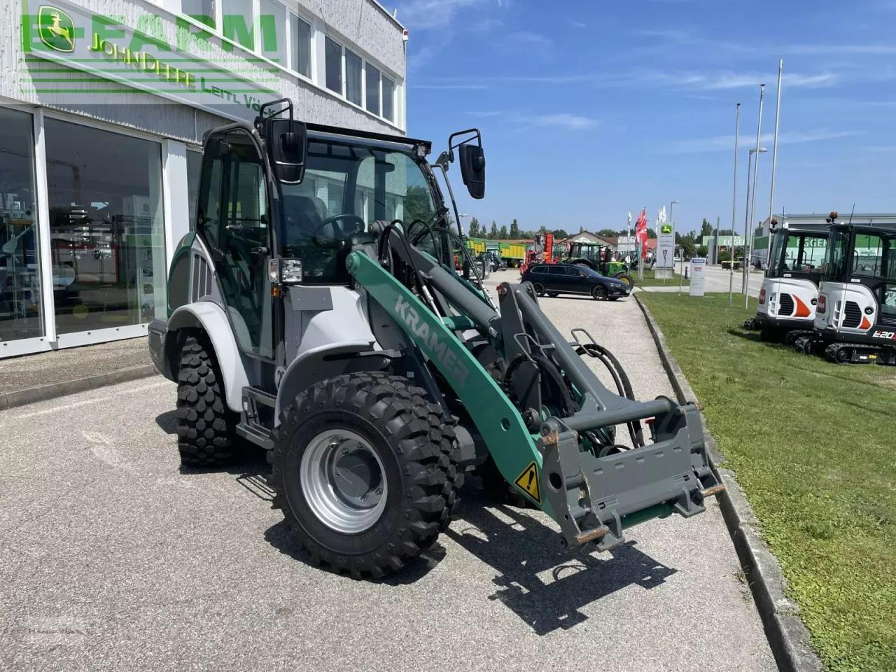 Kramer kl 37.8 - Utovarivač na kotačima: slika Kramer kl 37.8 - Utovarivač na kotačima Kramer kl 37.8 - Utovarivač na kotačima: slika Kramer kl 37.8 - Utovarivač na kotačima