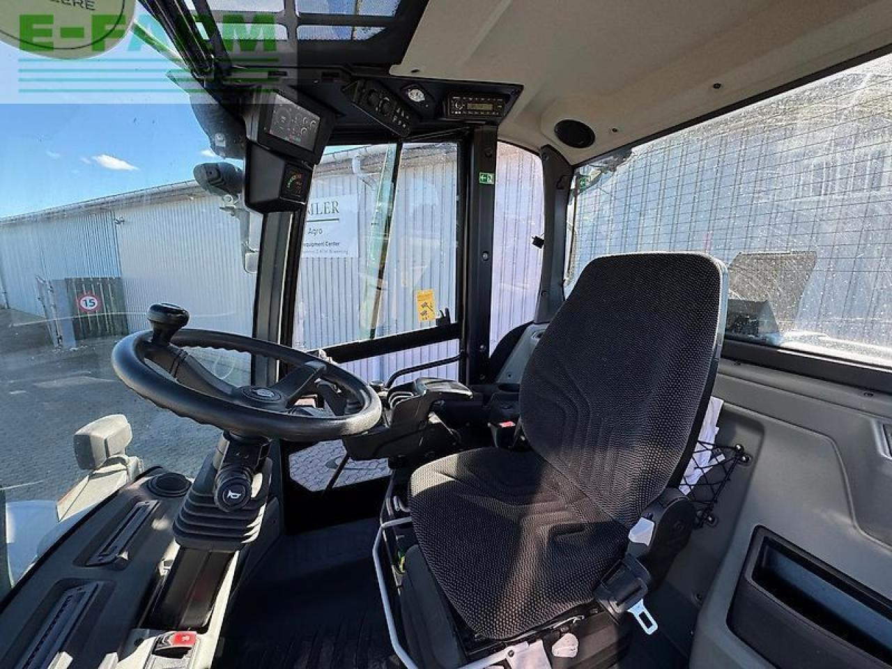 Kramer kl 55.8t - Mini bager: slika Kramer kl 55.8t - Mini bager Kramer kl 55.8t - Mini bager: slika Kramer kl 55.8t - Mini bager