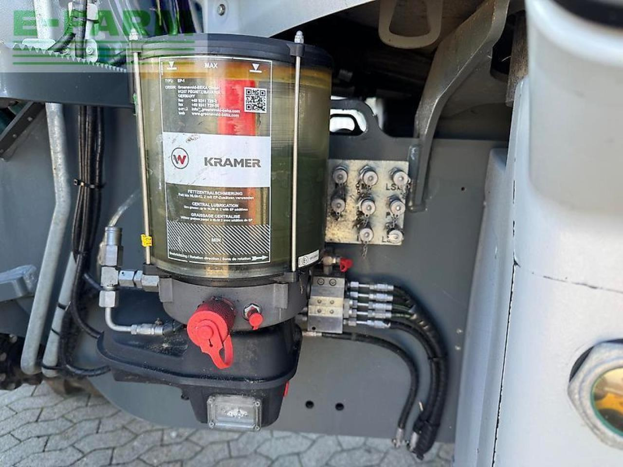 Kramer kl 55.8t - Mini bager: slika Kramer kl 55.8t - Mini bager Kramer kl 55.8t - Mini bager: slika Kramer kl 55.8t - Mini bager