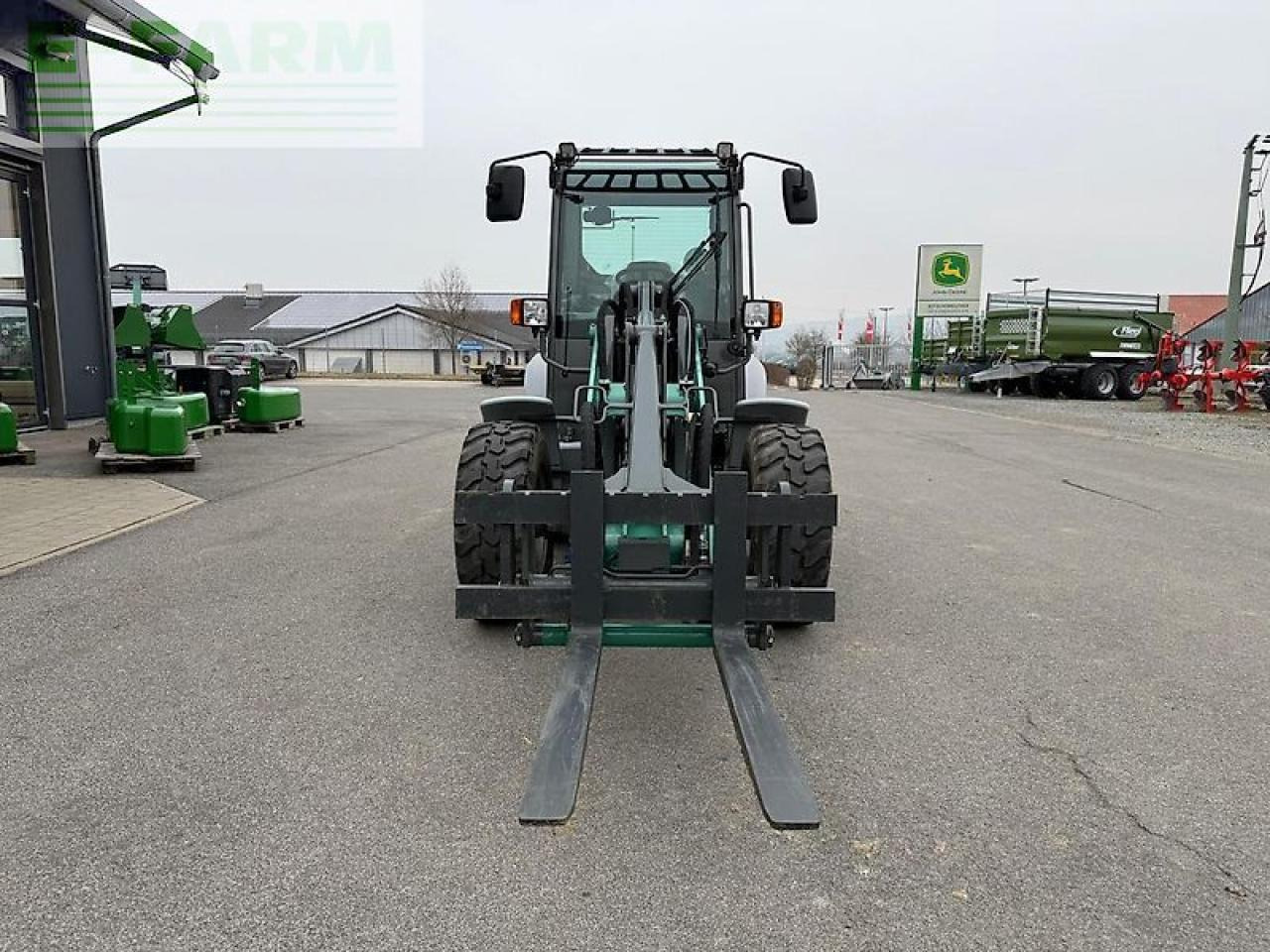 Kramer kl25.5 - Mini bager: slika Kramer kl25.5 - Mini bager Kramer kl25.5 - Mini bager: slika Kramer kl25.5 - Mini bager